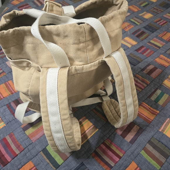 VANS 2 Piece Set Vans Off The Wall backpack and Vans beanie cap - Picture 10 of 16